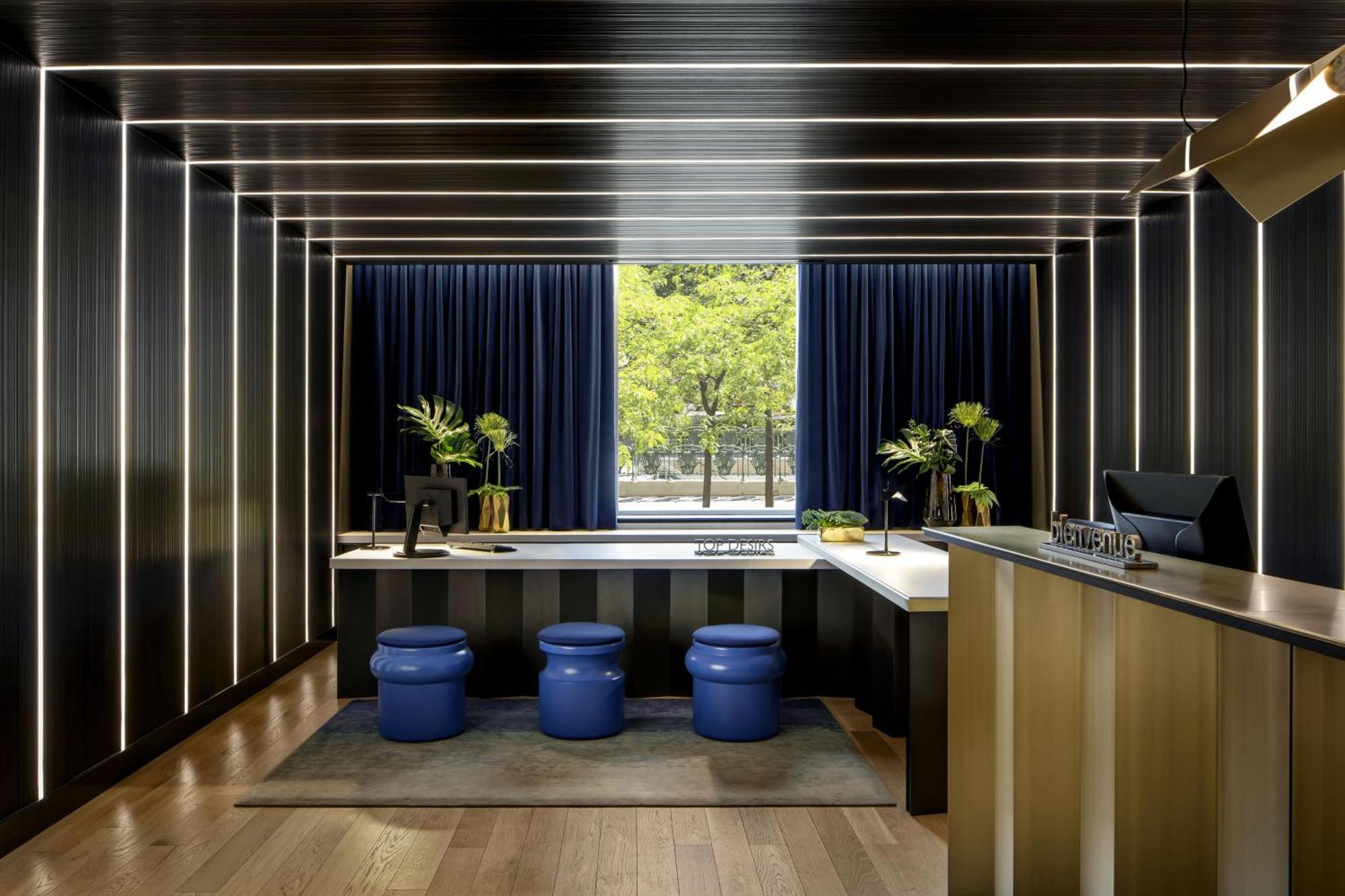 W Hotel 4*
