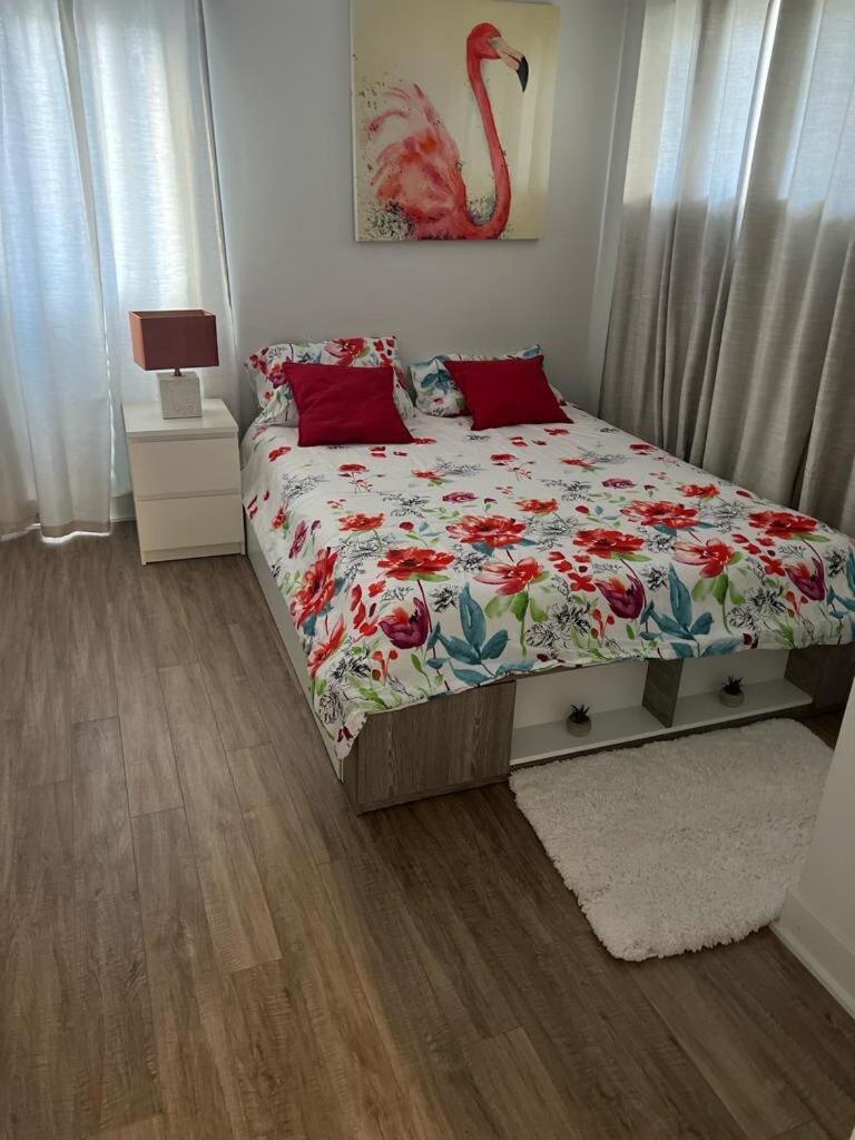 Apartment Cozy Getaway Modern Unit Montreal