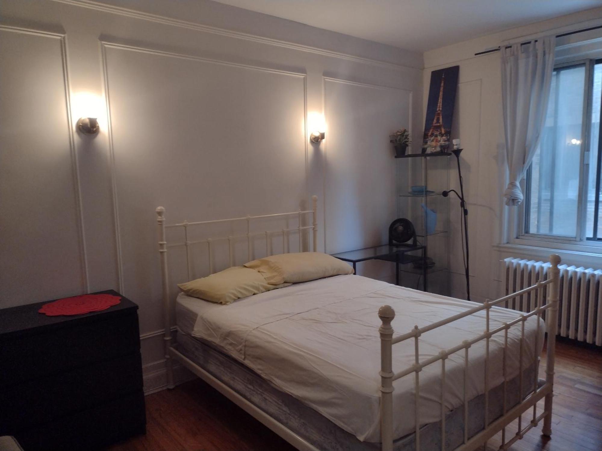 Antic Style With High Ceiling Montreal