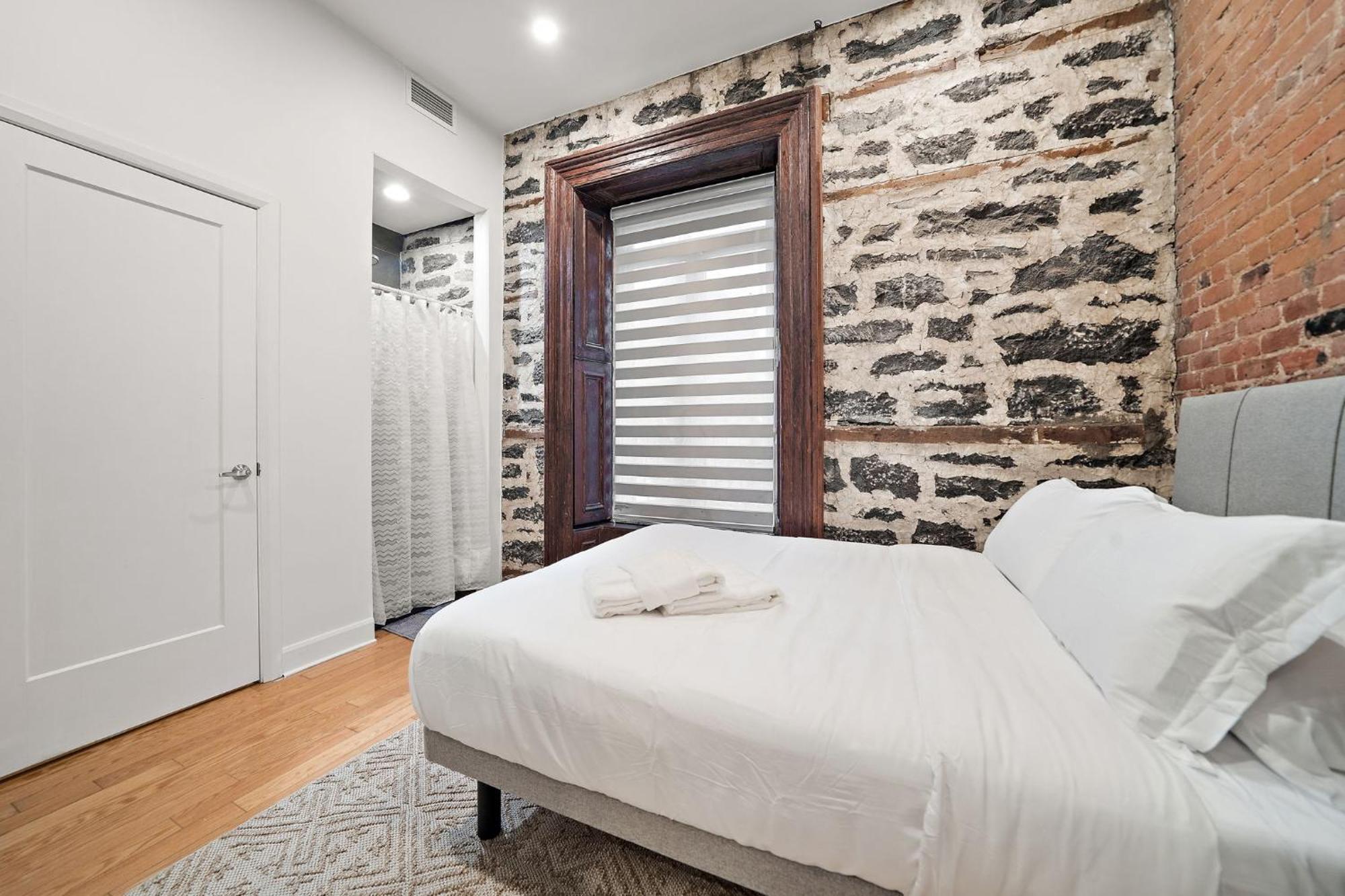 The Ontario Loft Apartment Montreal