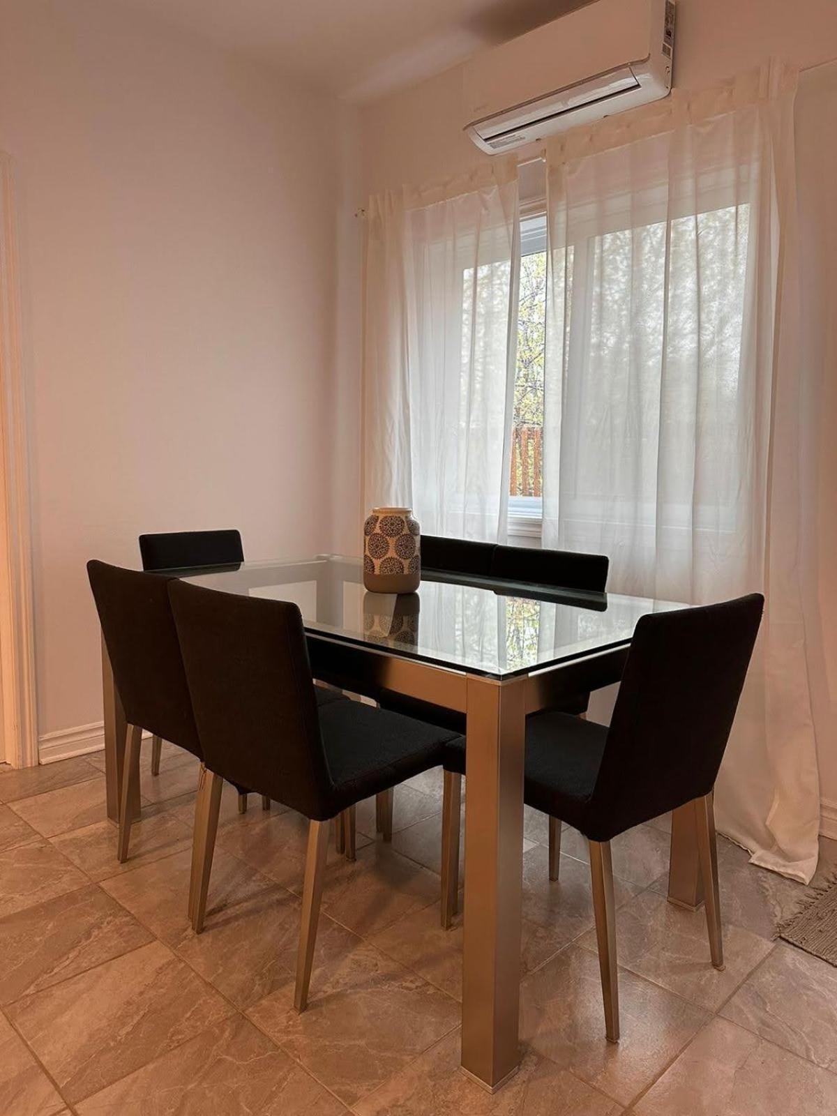 Bed & Breakfast Lumineuse Et Confortable