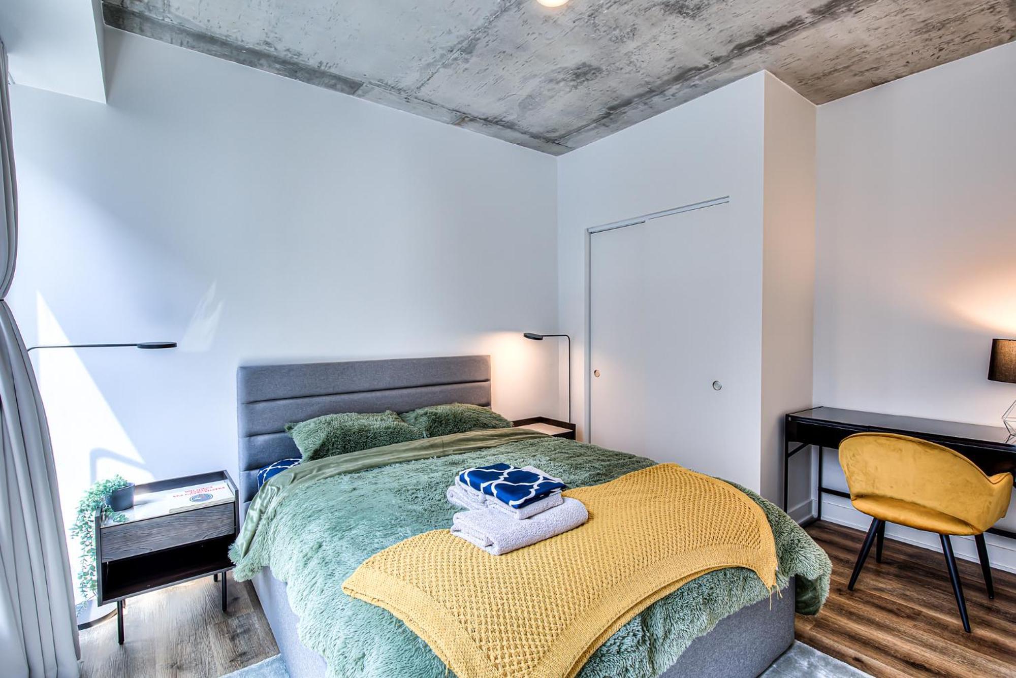 Apartment 2br+gym For Vip Corporate & Students Downtown Mtl Montreal