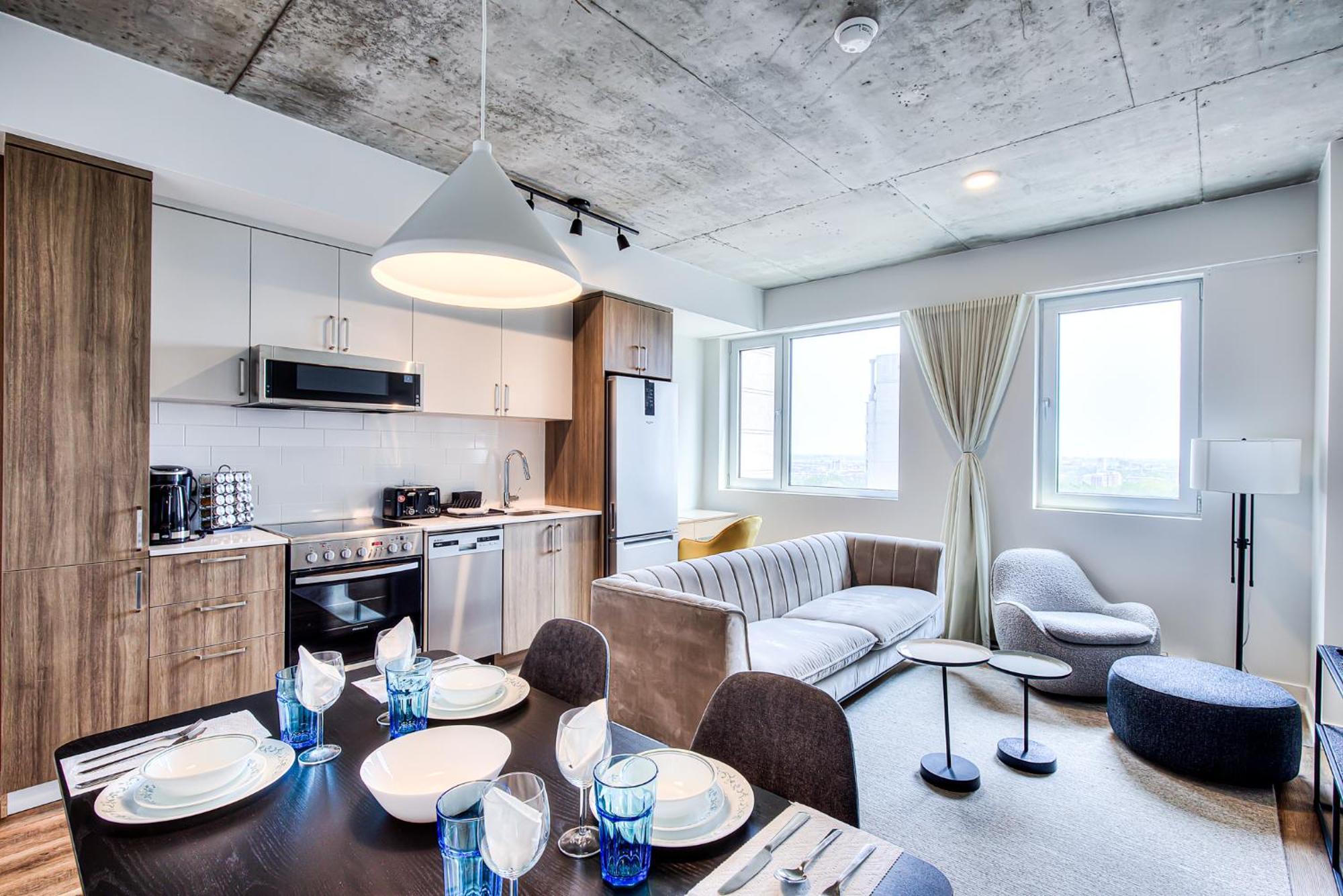 2br+gym For Vip Corporate & Students Downtown Mtl *