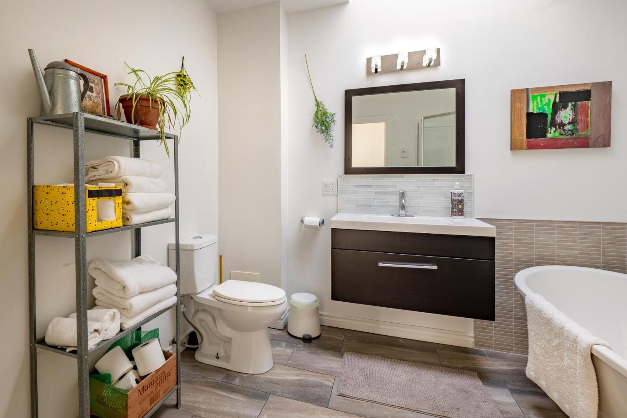 Apartment Roomy - Plateau Mont-royal *
