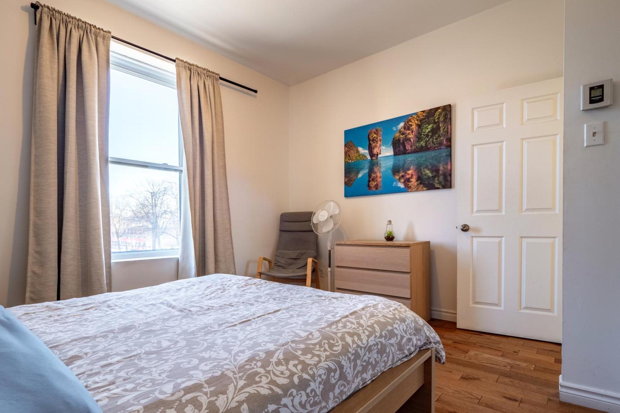 Roomy - Plateau Mont-royal *