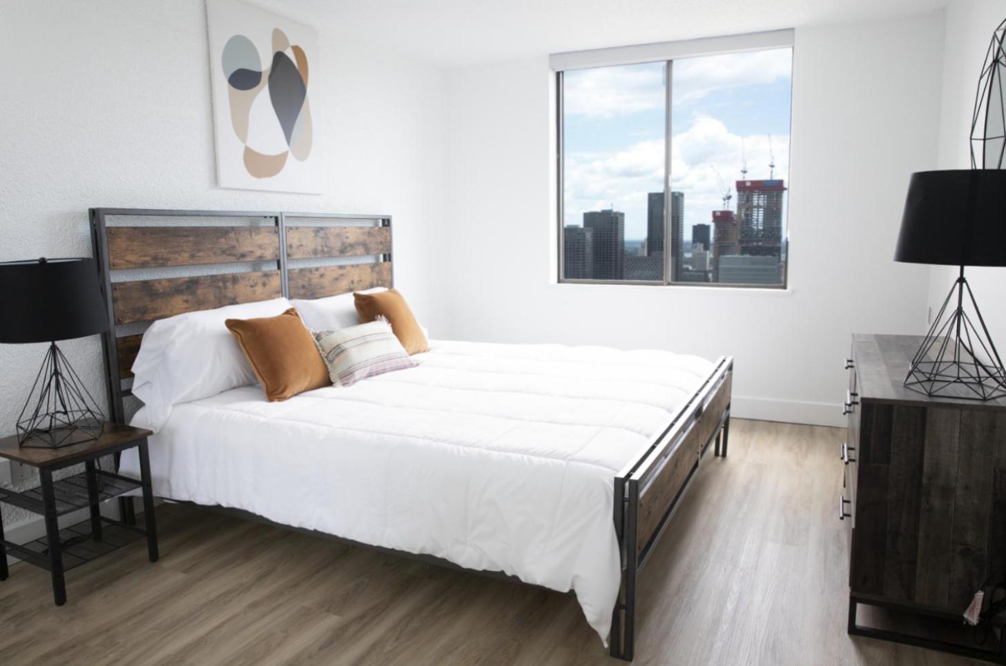 One Bedroom Oasis Steps Away From Mount Royal Montreal