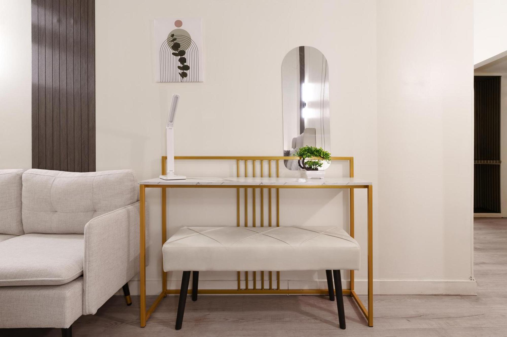 Hotel Manoir Marie Montreal