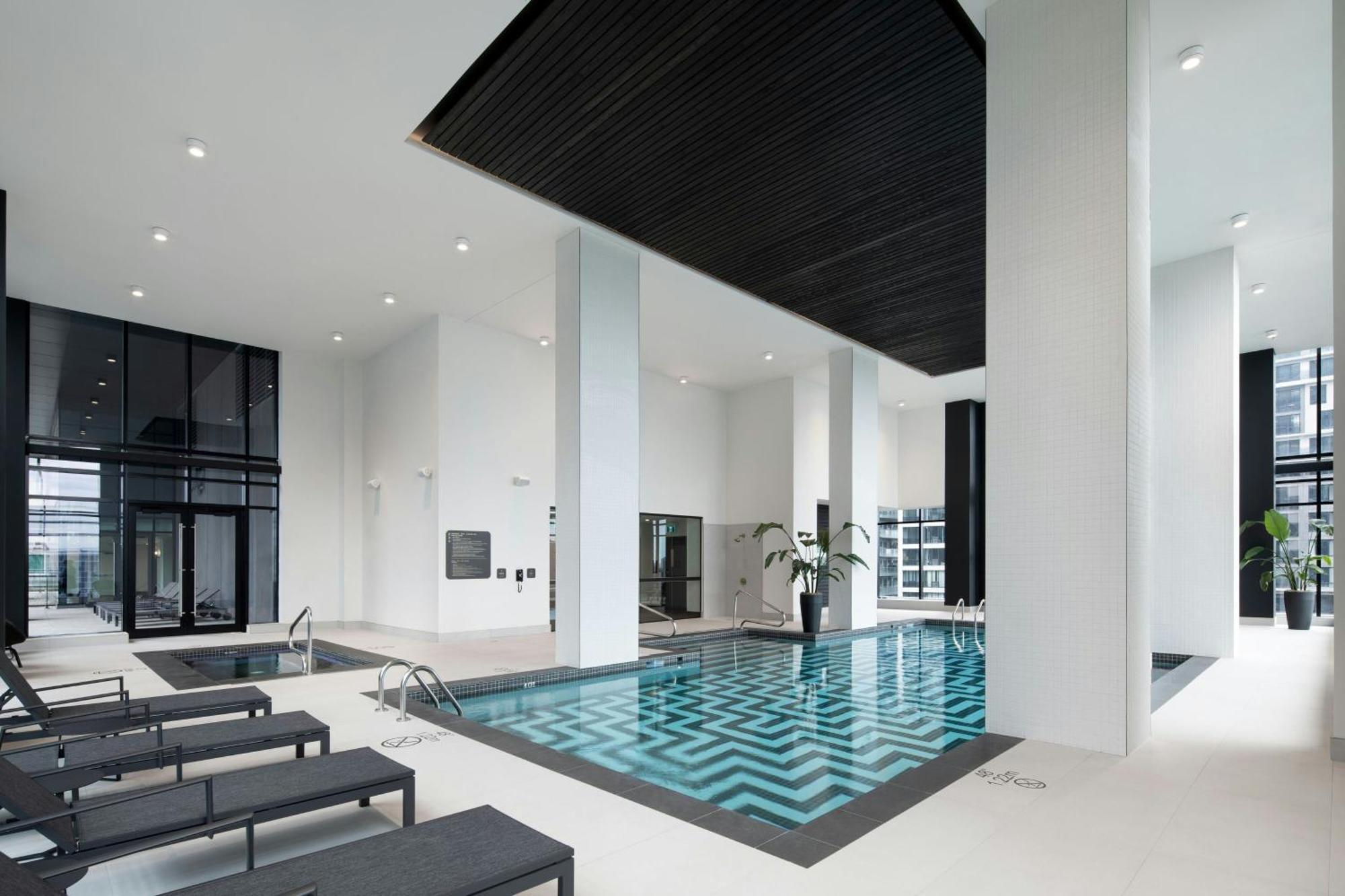 Honeyrose Hotel, Montreal, A Tribute Portfolio Hotel 5*