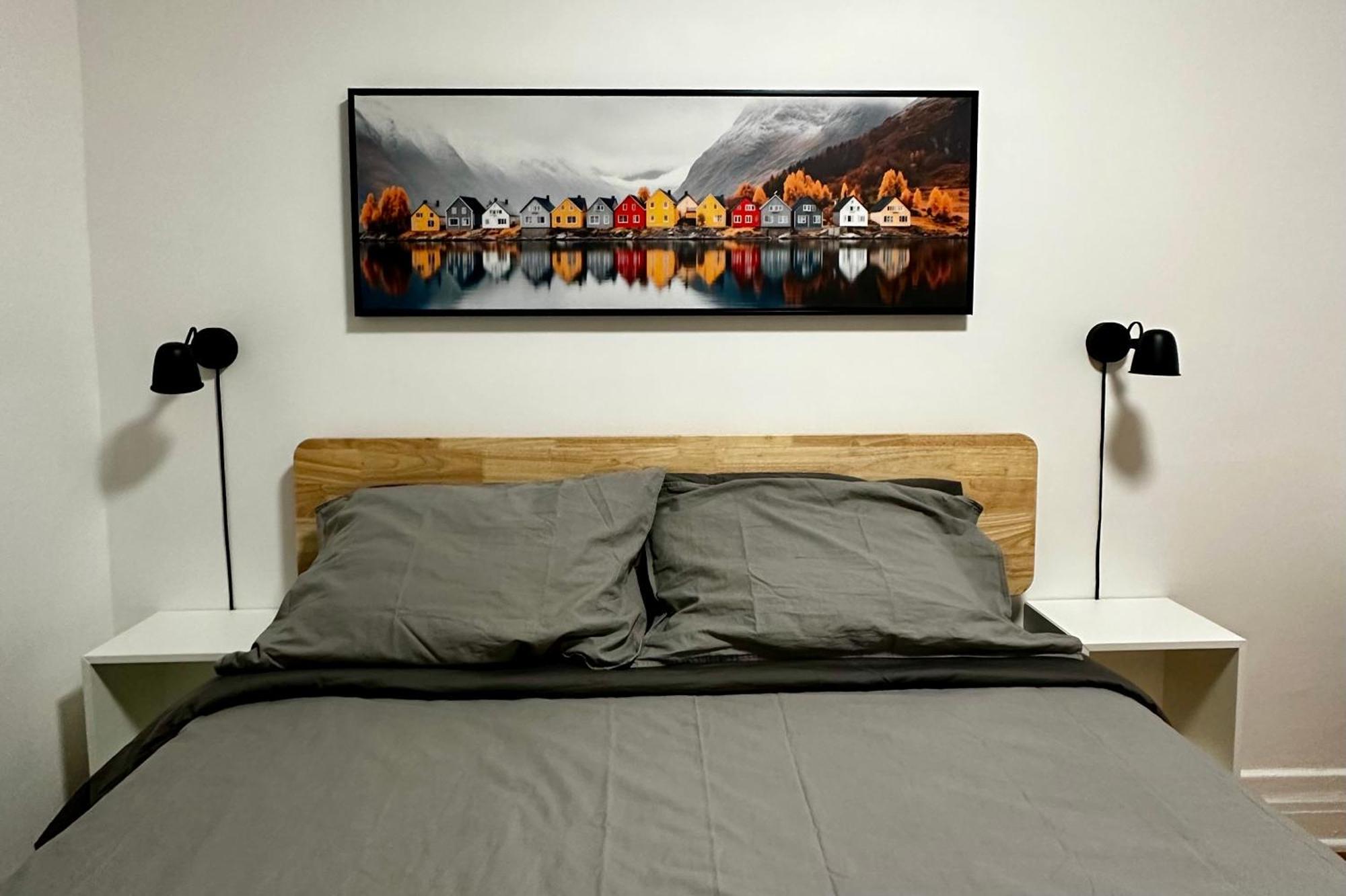 Private Bedroom #3 - Cremazie
