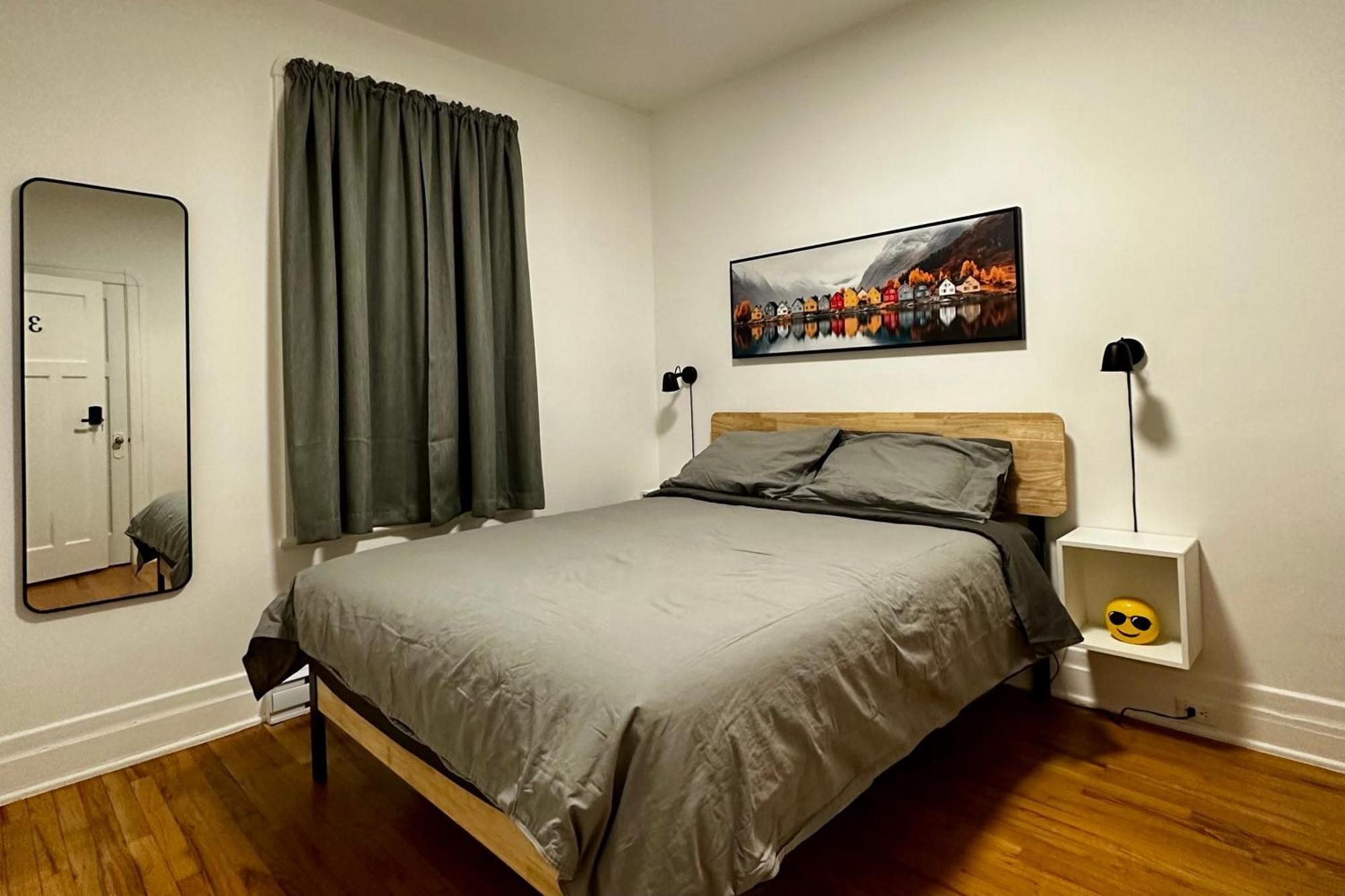 Homestay Private Bedroom #3 - Cremazie *