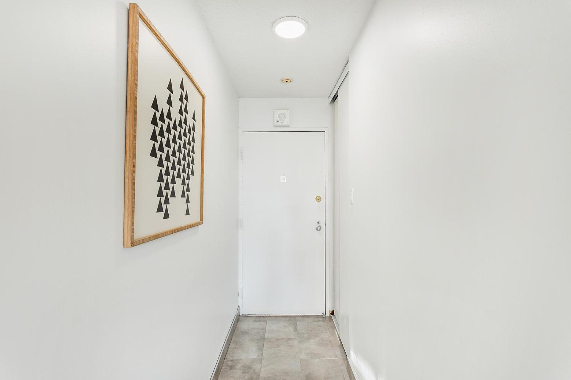Apartment One Bedroom Oasis Steps Away From Mount Royal *
