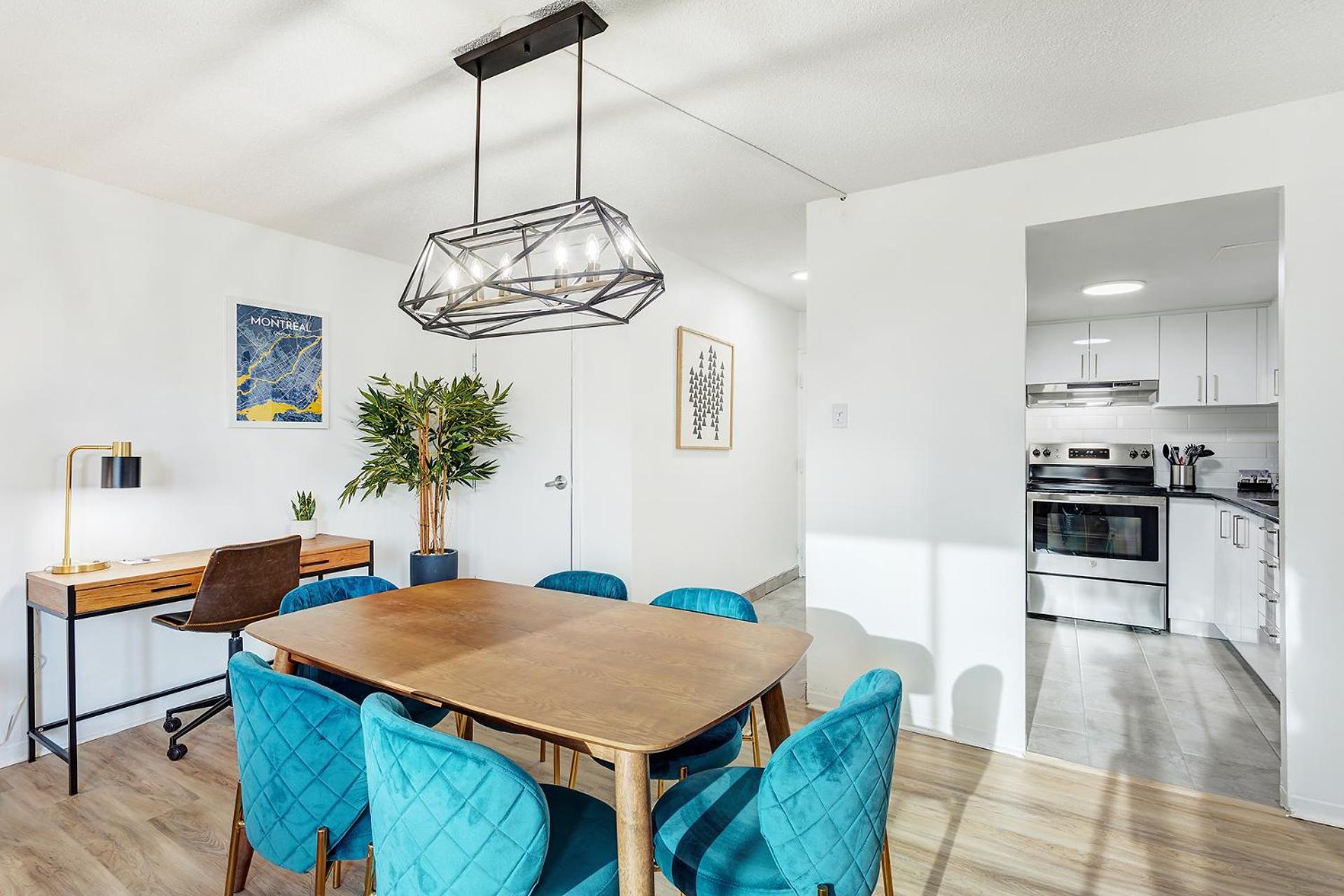 Apartment One Bedroom Oasis Steps Away From Mount Royal Montreal