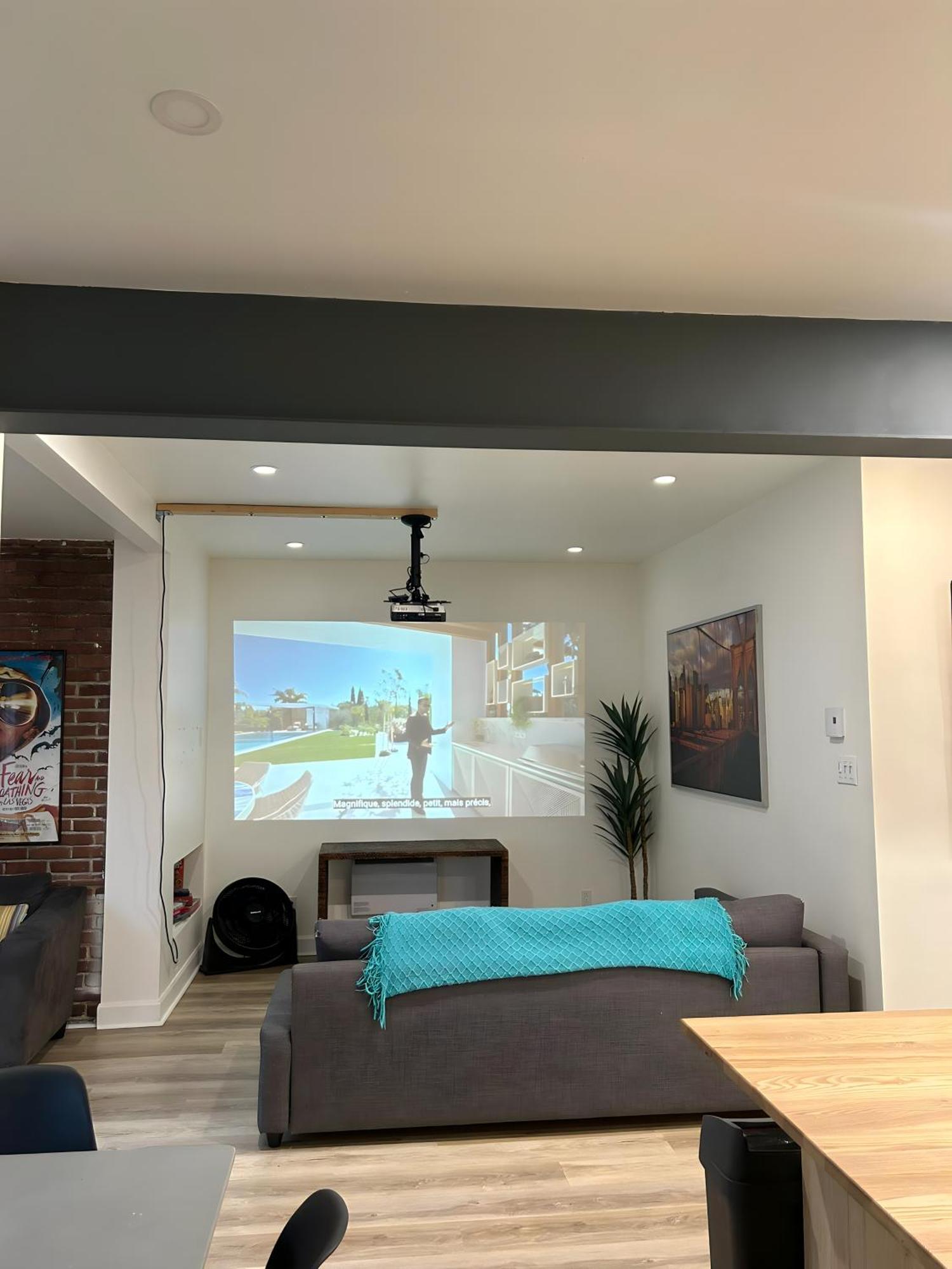 Charming 2-bedroom With Garden Near Metro Station & Canal Lachine * Montreal