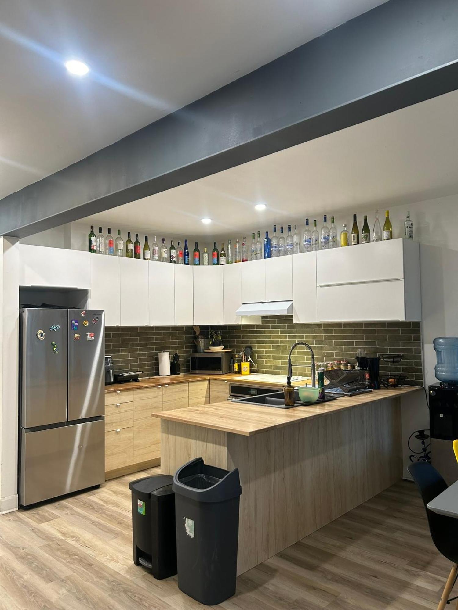 Charming 2-bedroom With Garden Near Metro Station & Canal Lachine