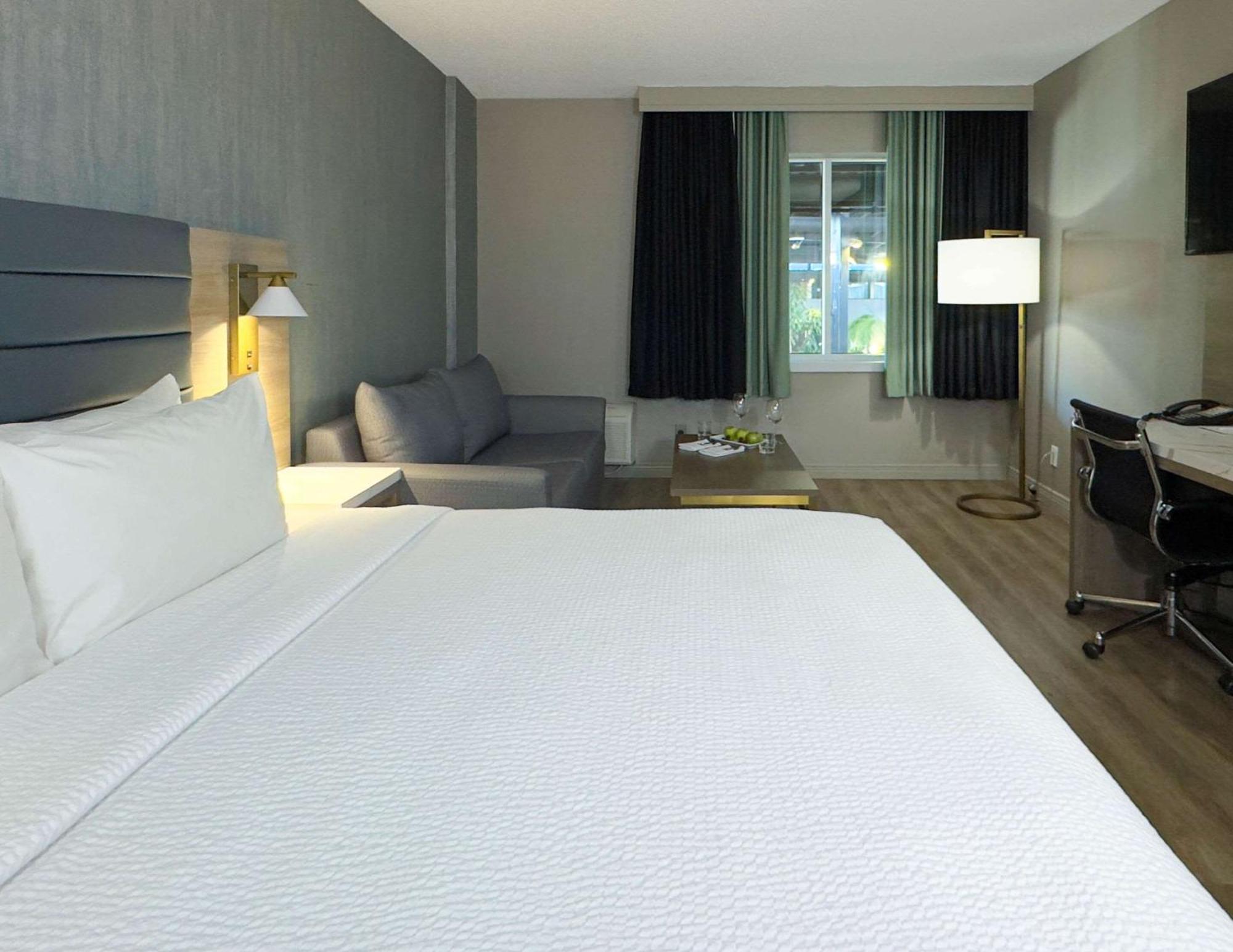 Hotel Radisson Airport Montreal