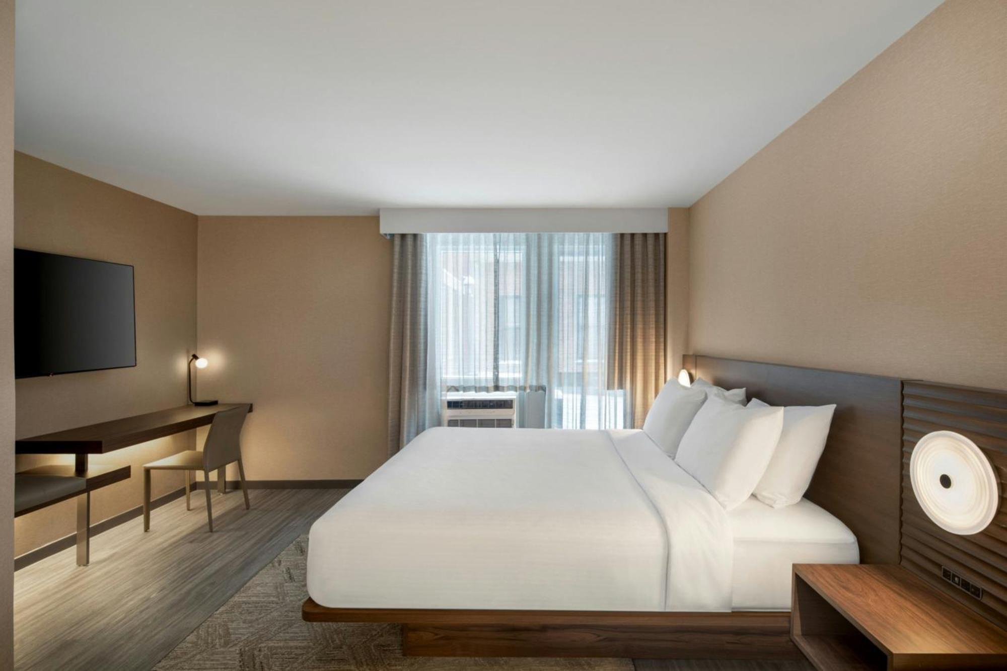 Hotel Ac By Marriott Old Montreal