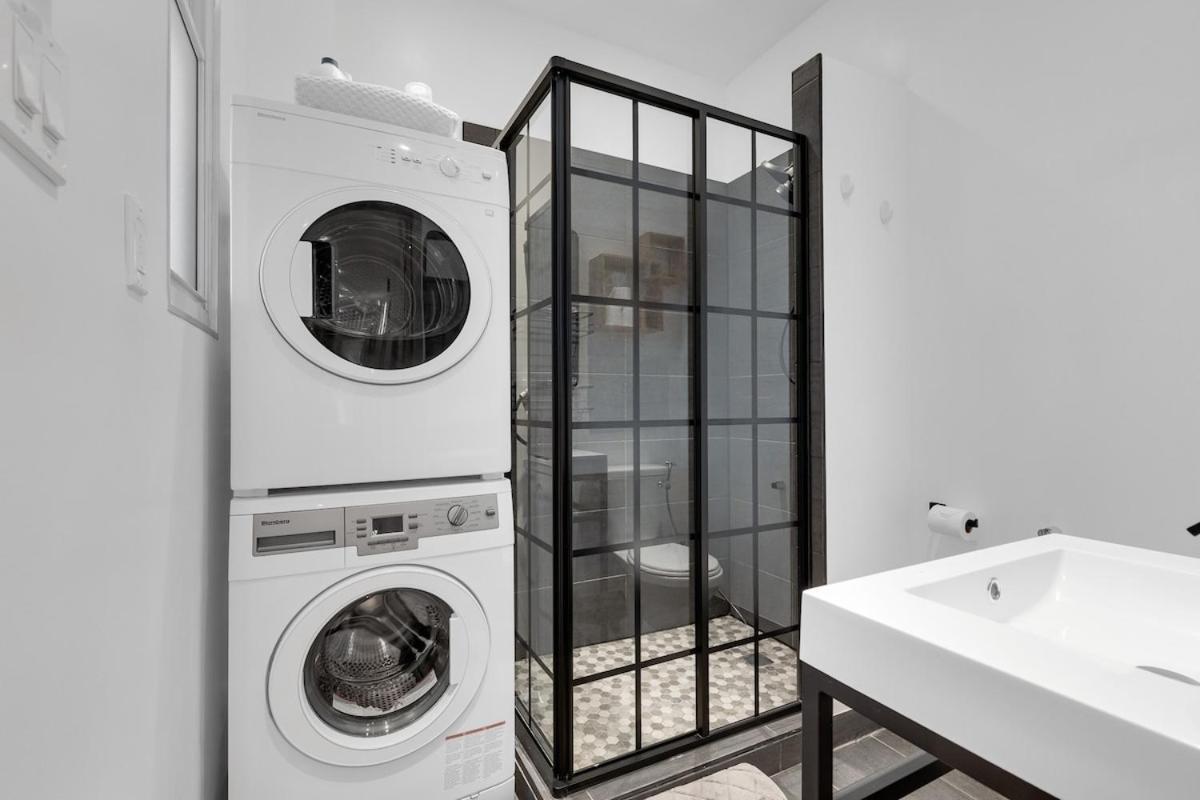 Romantic Urban Peaceful Retreat