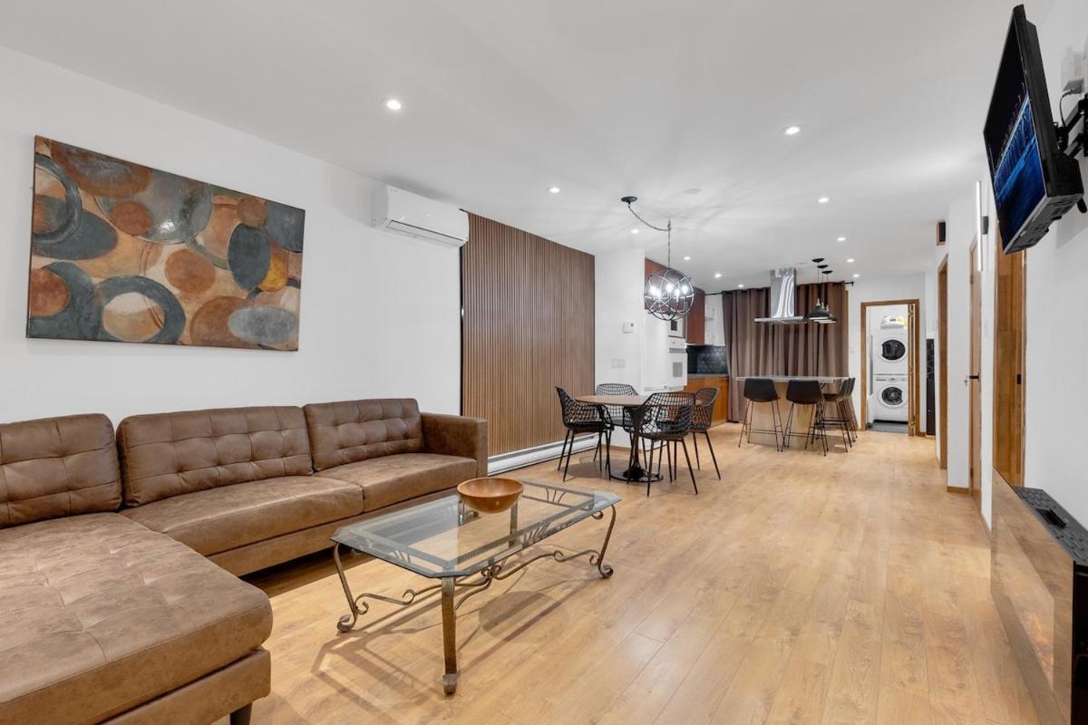 Romantic Urban Peaceful Retreat Apartment Montreal