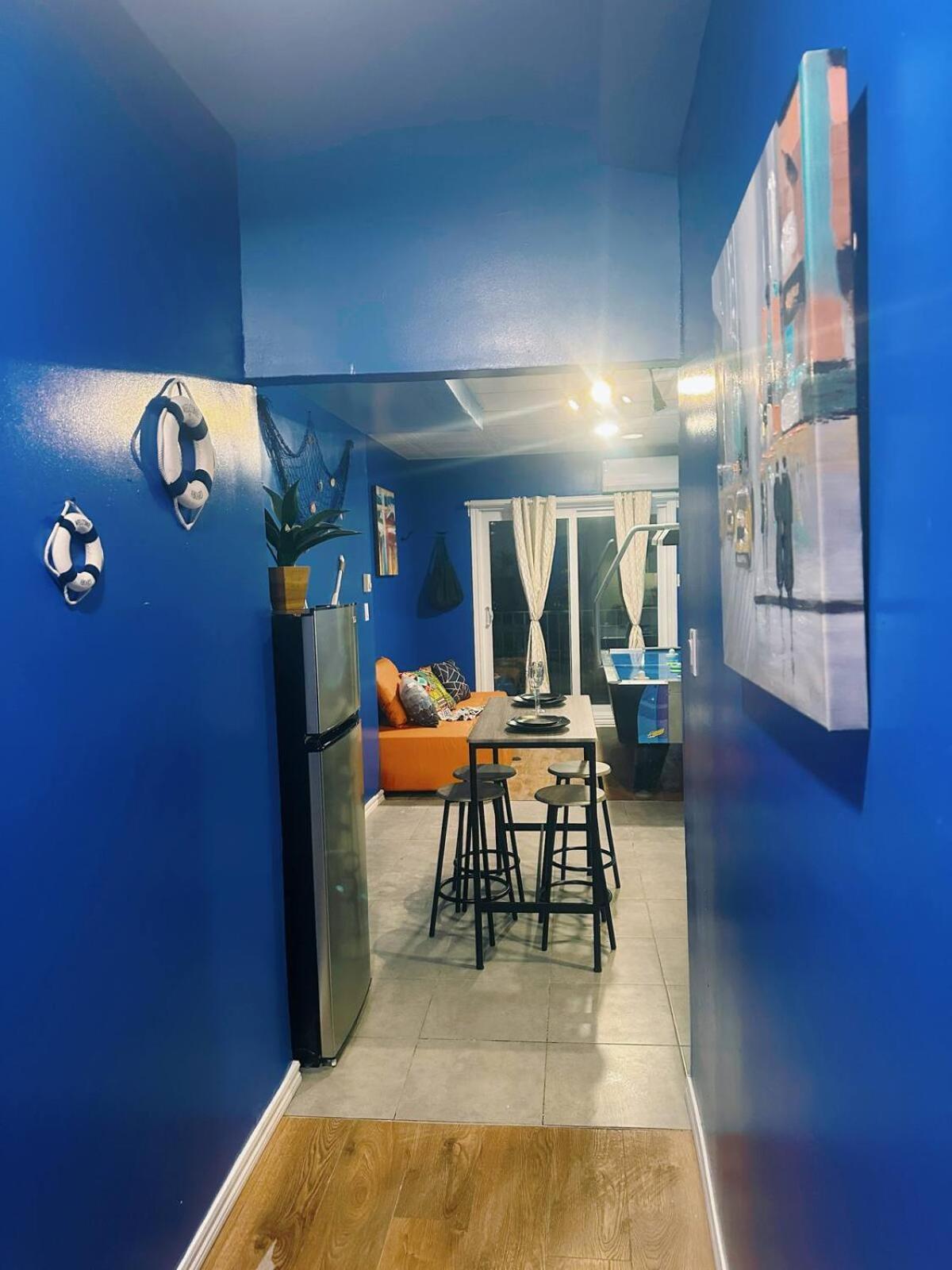 Apartment St Denis Unit 3-blue Dream Montreal
