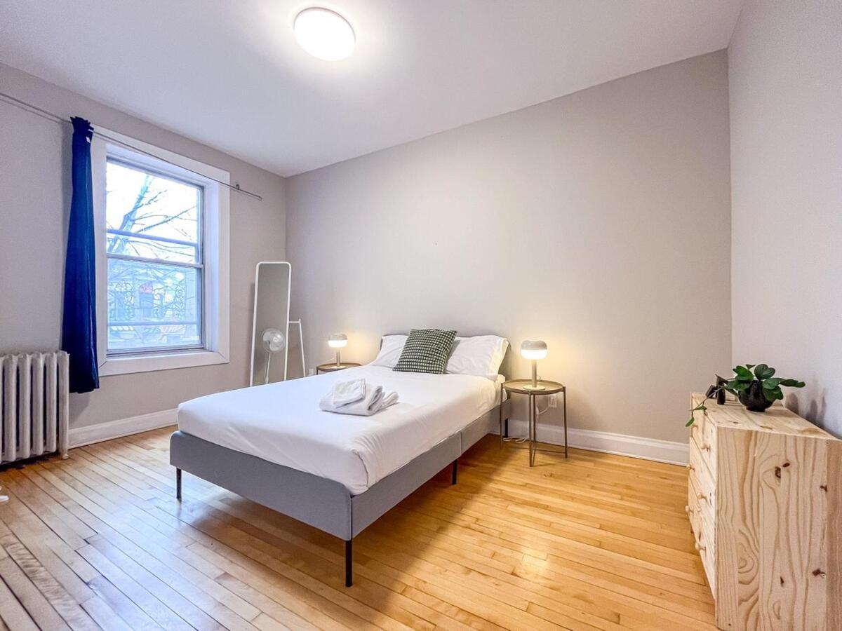 Delightful 4br - Mile End * Montreal