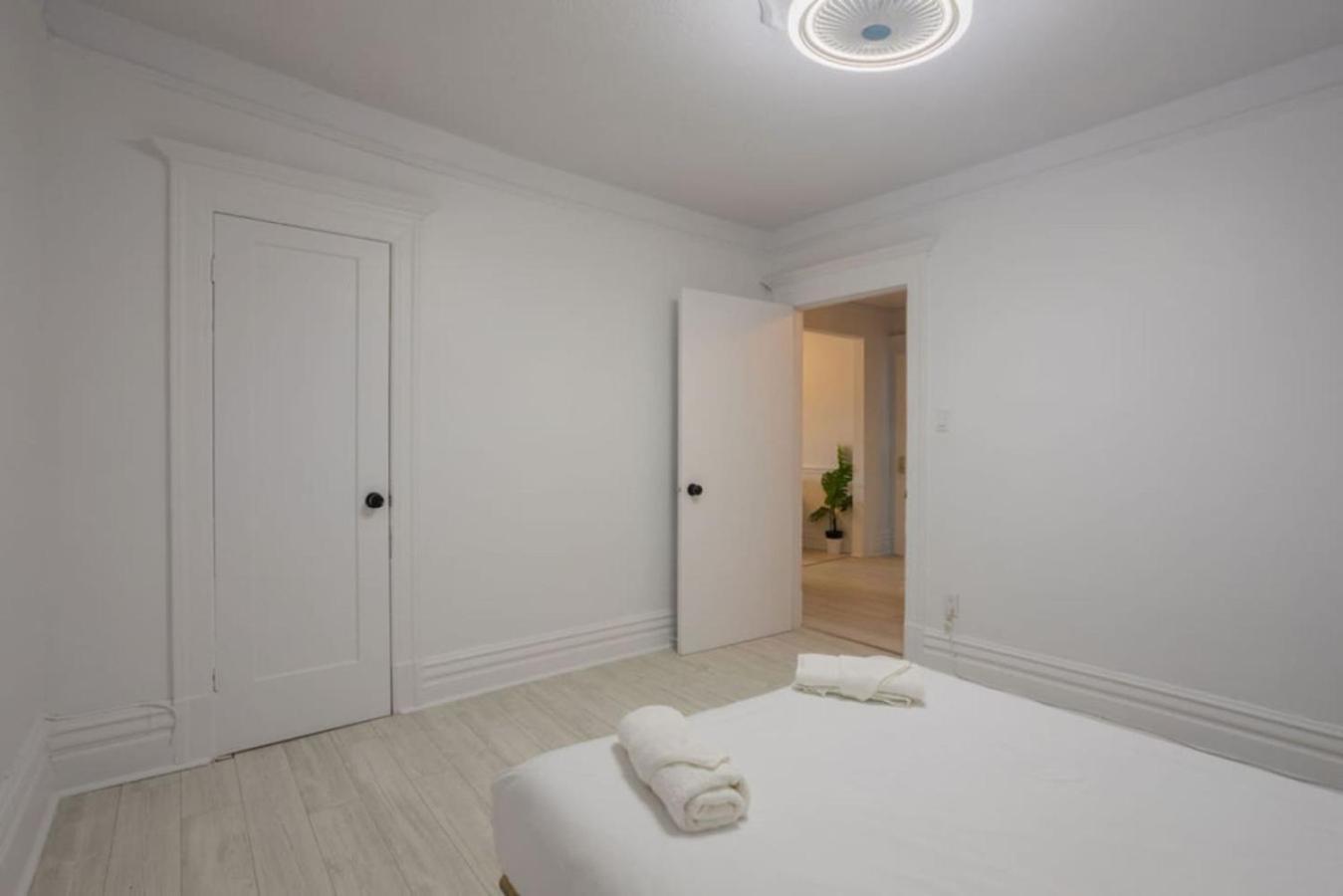 Grand Urban 4br Luxe Loft In Griffintown Zd2 Montreal