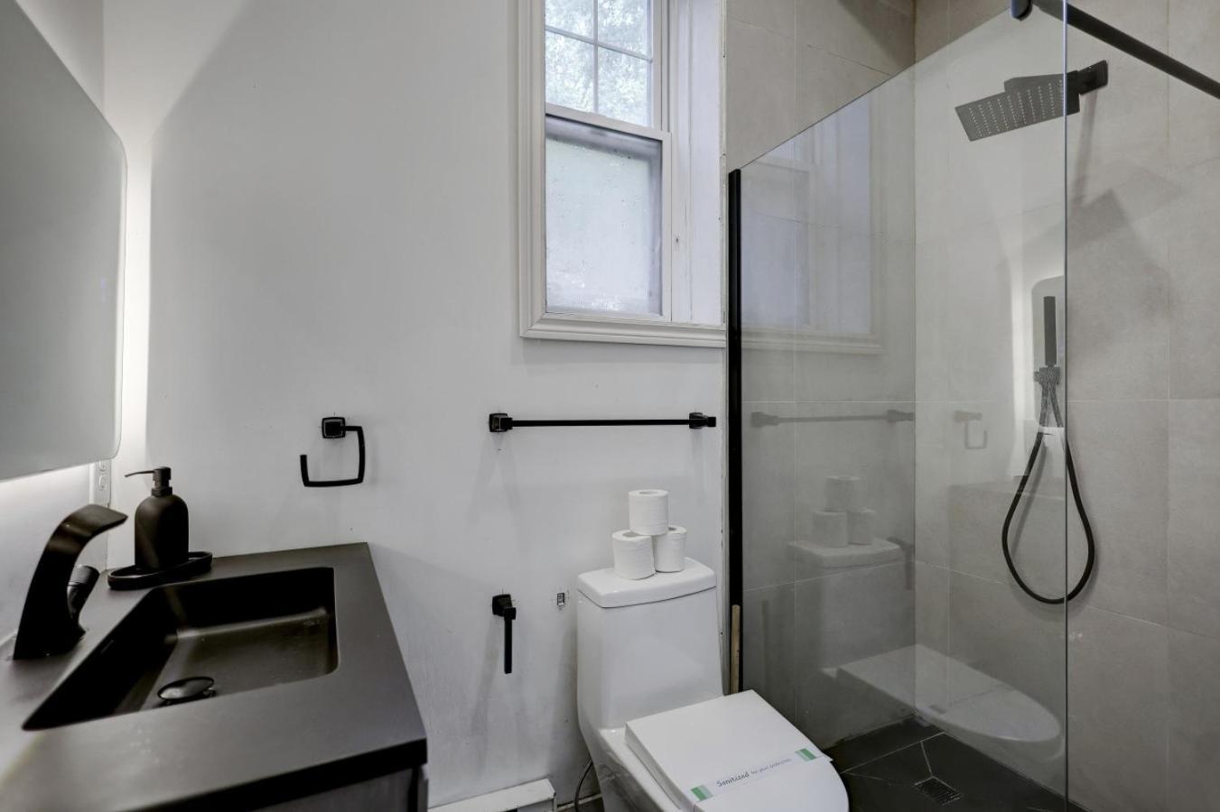 Apartment Premium Location Stylish 3br Downtown Zh9 *