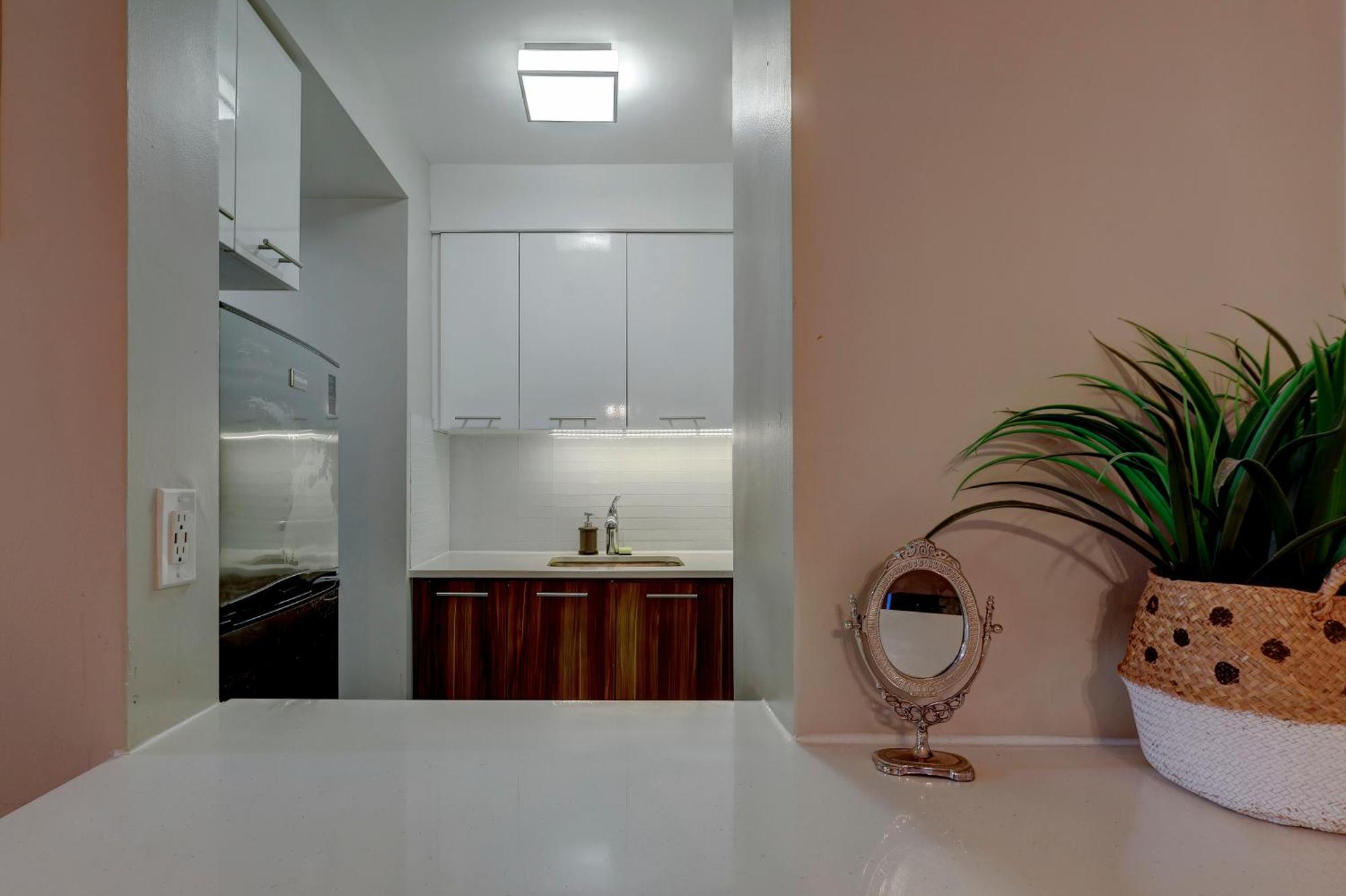 Awesome 1bedroom Downtown Zm3 Apartment Montreal
