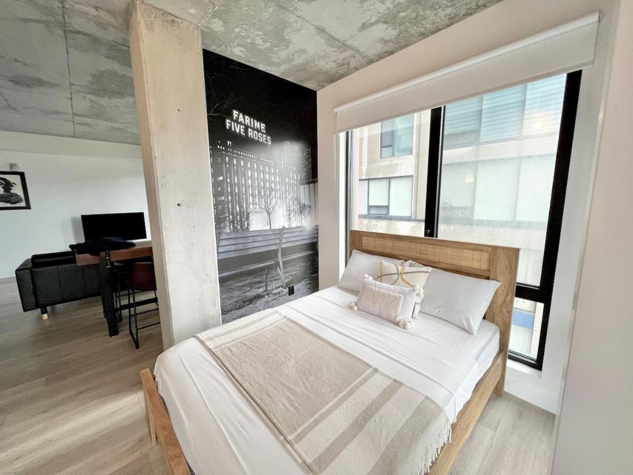 2 Bedroom In Old Port Zm8 Apartment