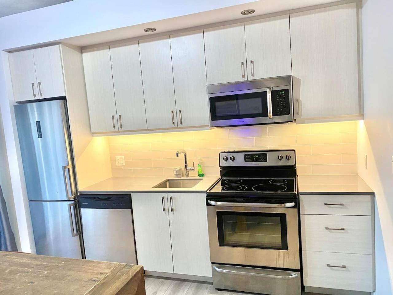 Amazing Loft In Old Portc Zm9 Apartment Montreal