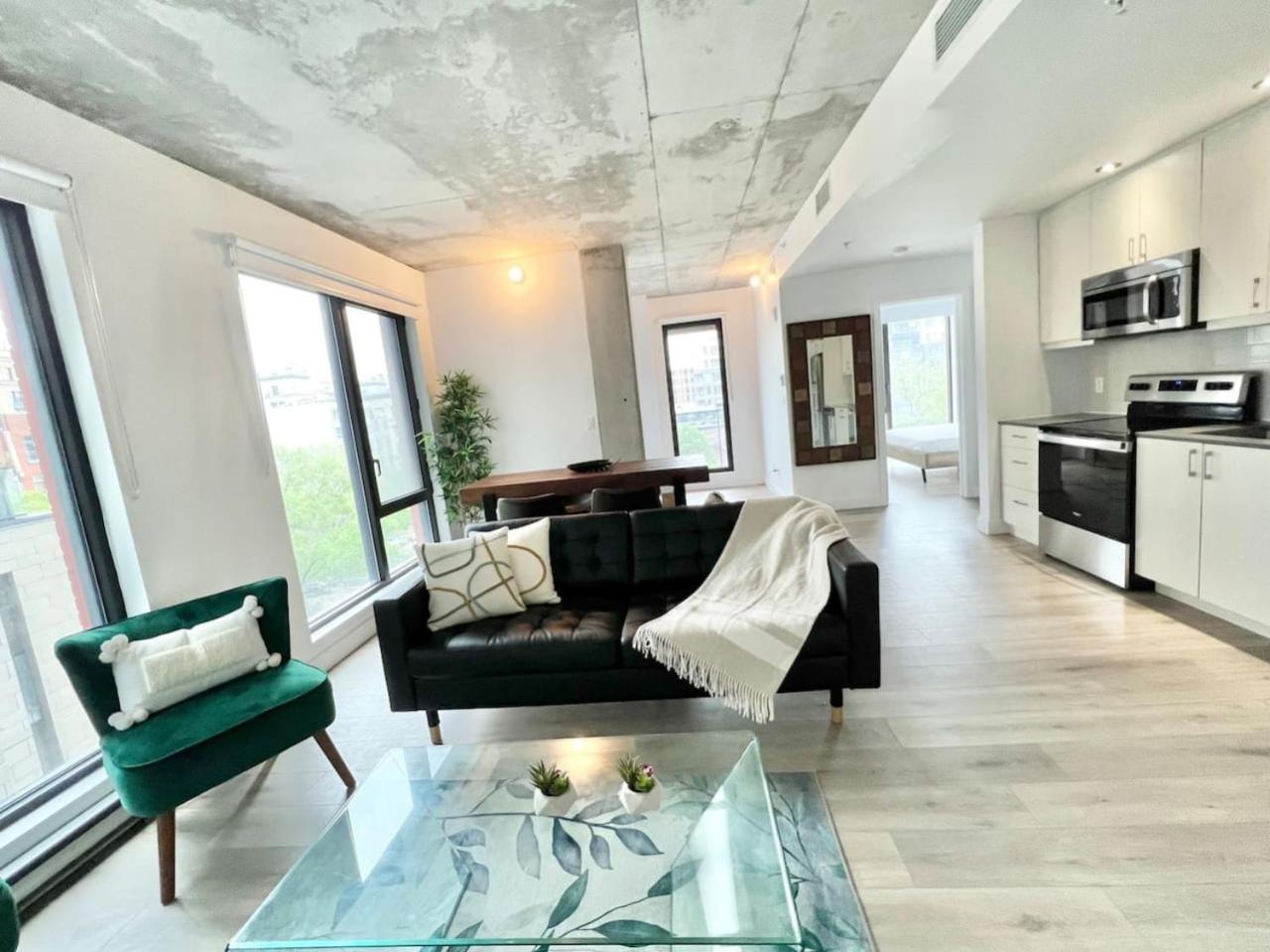 Apartment 2 Bedroom In Old Port Zm8 Montreal