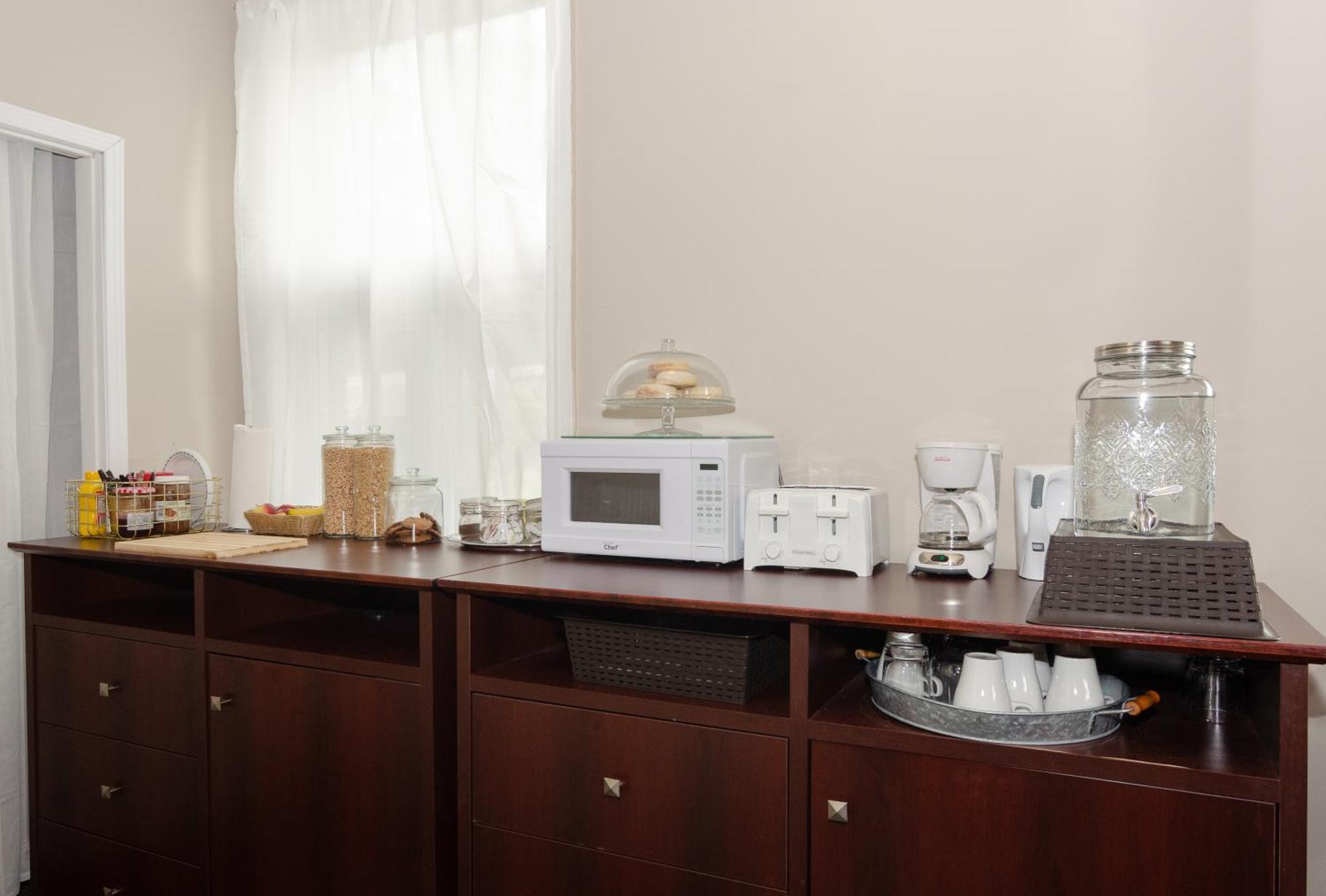 Hotel Dorion Montreal