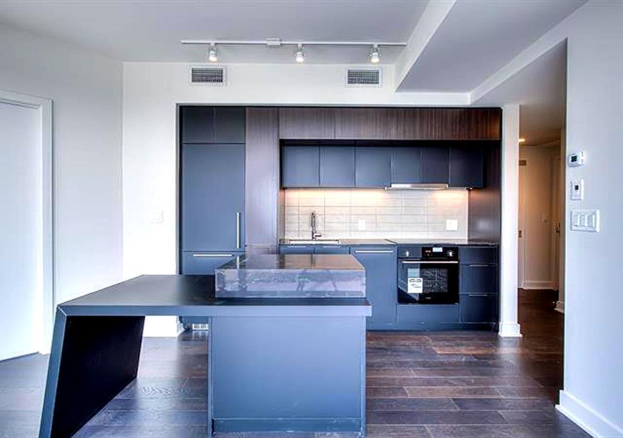Spectacular Skyline Views - Downtown - Luxury & Penthouse *