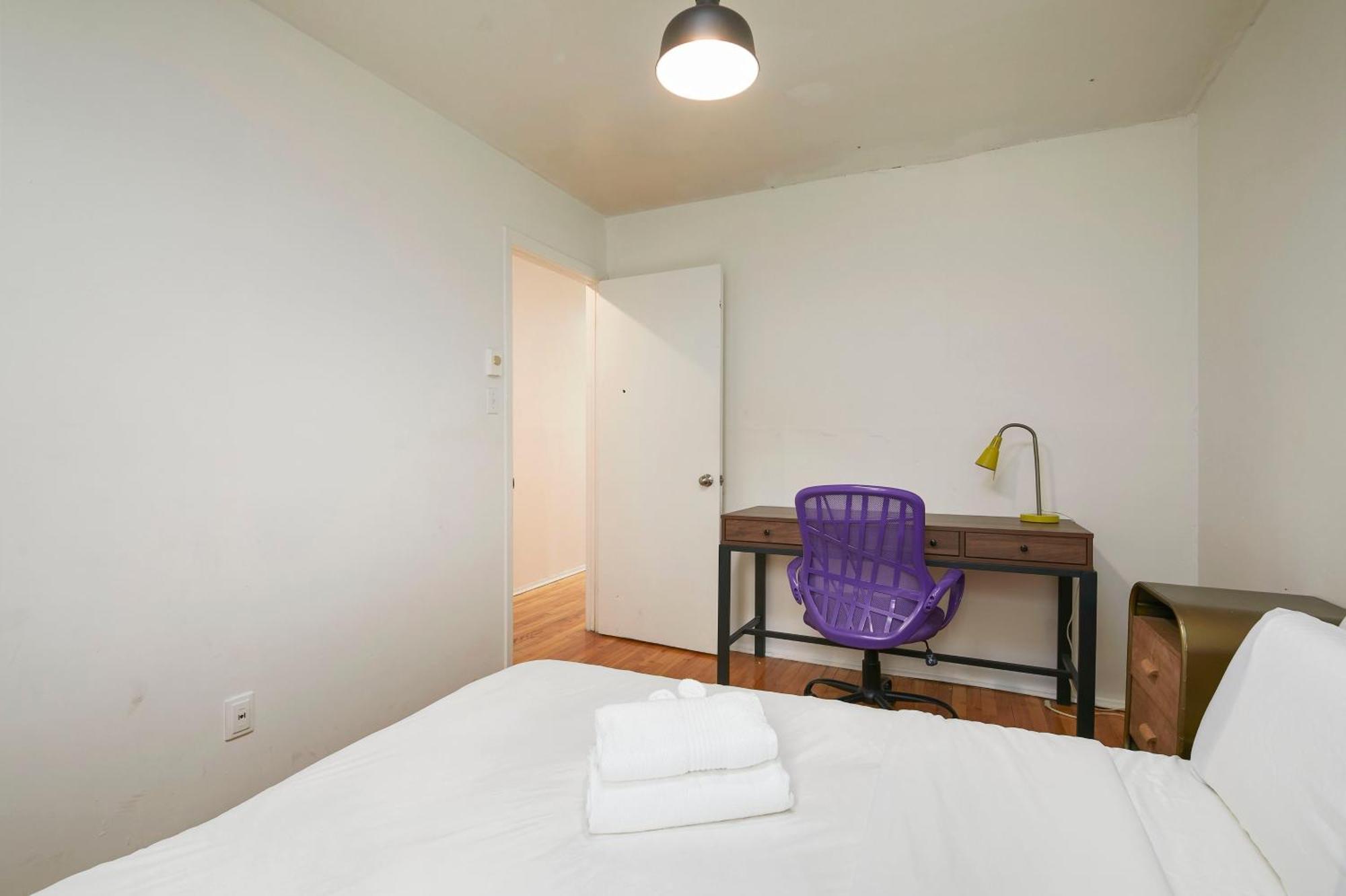 Sunlit 2br In Plateau Mont Royal Downtown Zb3 *