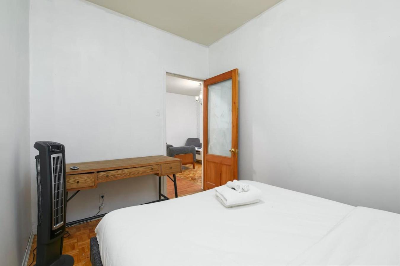 Beautiful In Downtown Zc9 Apartment *