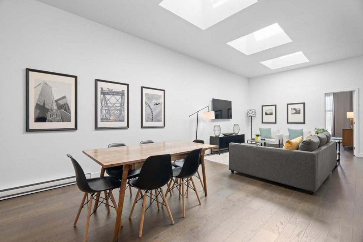 Apartment Modern And Cozy 2bdr Near St-hubert Plaza