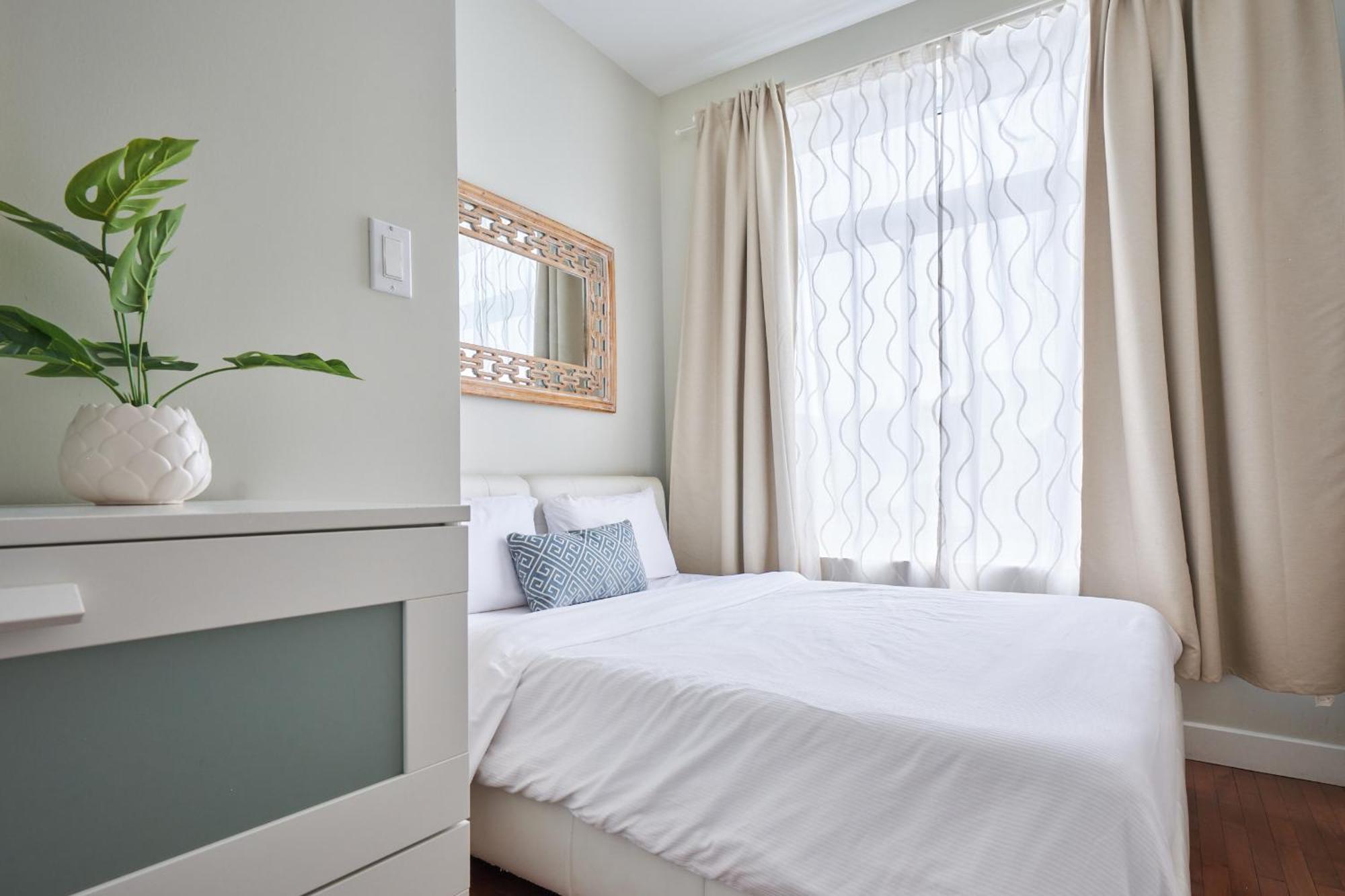 Apartment Mtlvacationrentals - The Fabfour