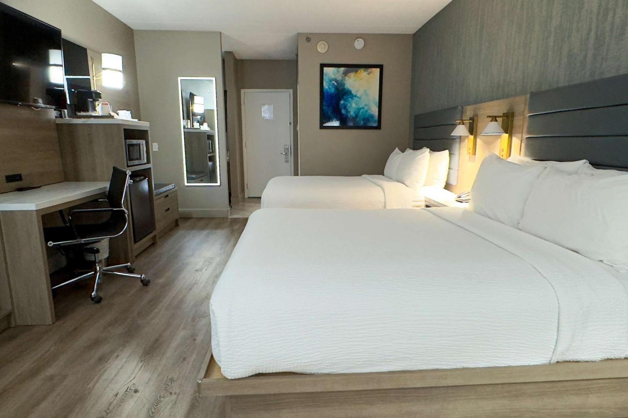 Radisson Airport Hotel