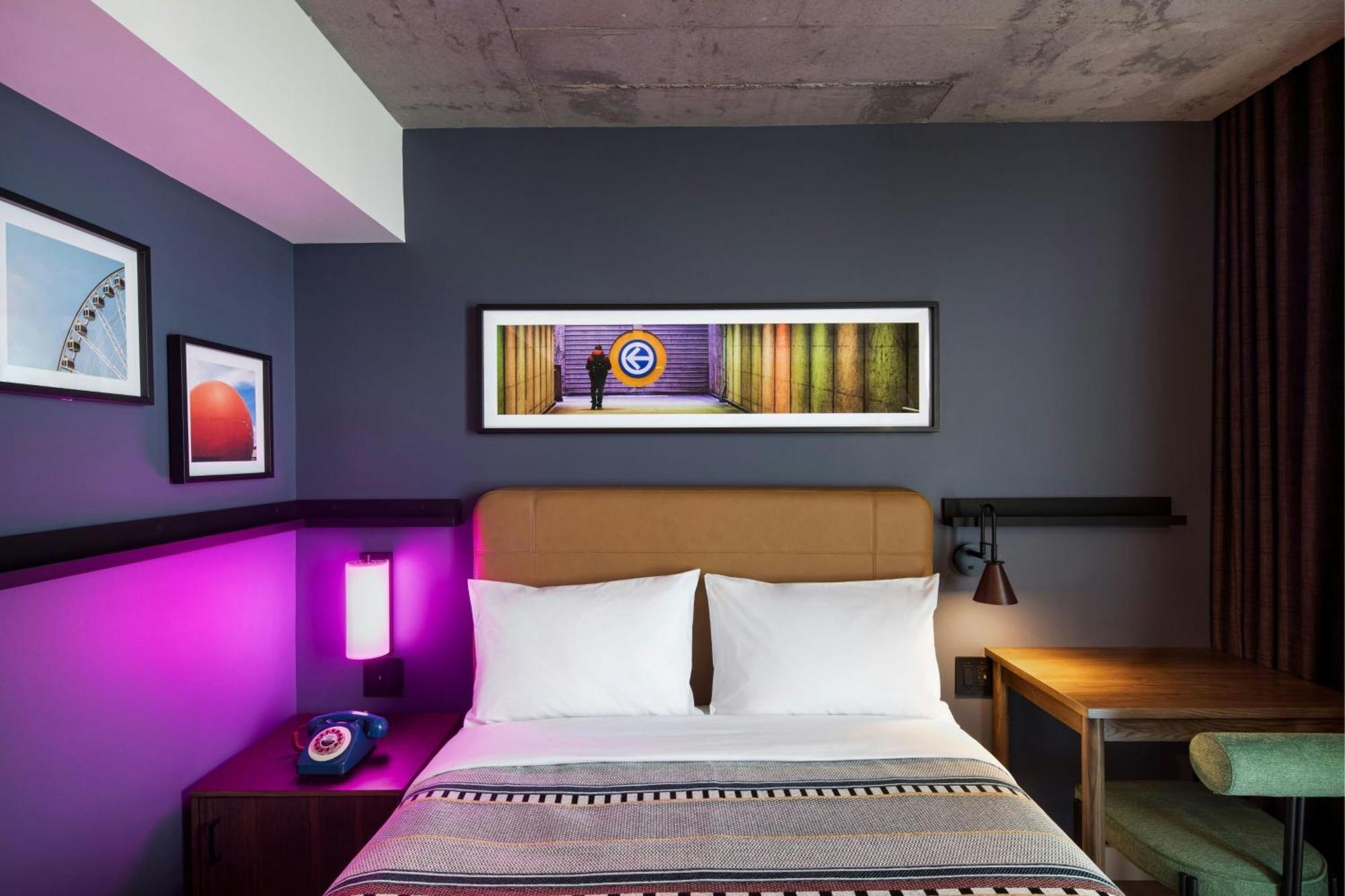Hotel Moxy Downtown
