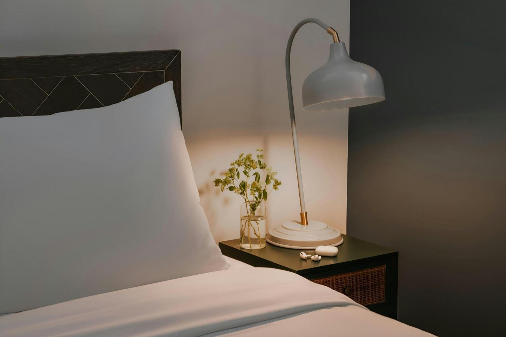 Sonder By Marriott Bonvoy Le Victoria Old 3* Montreal
