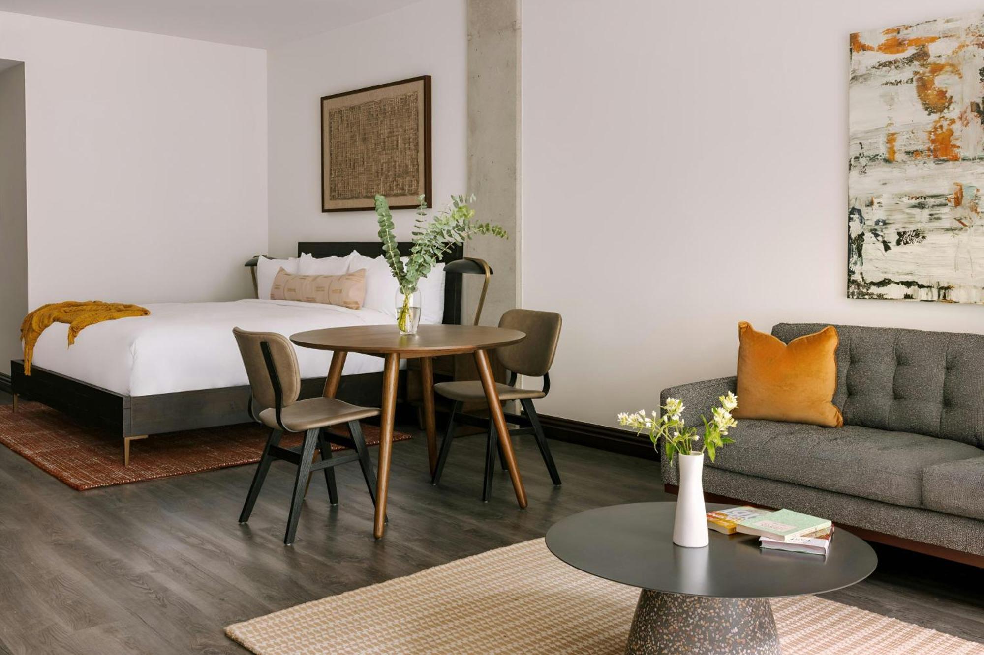Sonder By Marriott Bonvoy Lambert Old Aparthotel Montreal