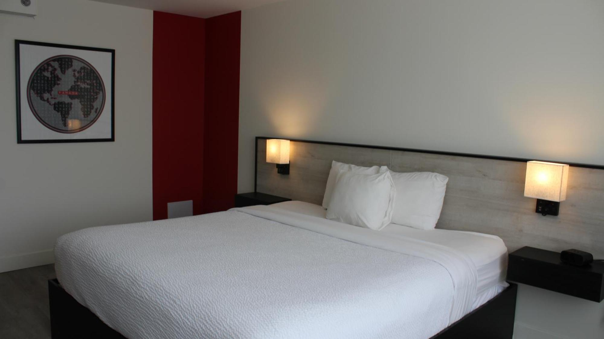 Hotel Ramada Plaza By Wyndham 3*