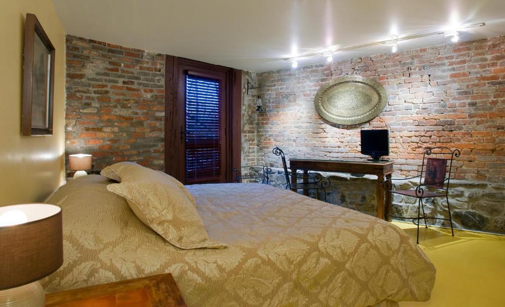Bonsecours Inn 3*