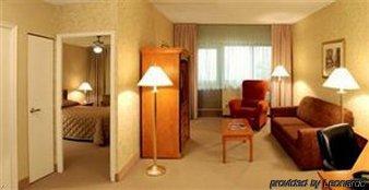 L'Appartement Hotel 3*