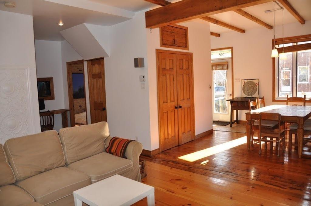 Le Tierra Del Fuego By Homeinmontreal Apartment Montreal
