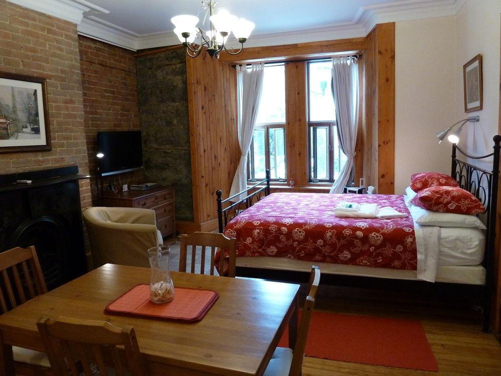 Gite University Bed And Breakfast 3* Montreal