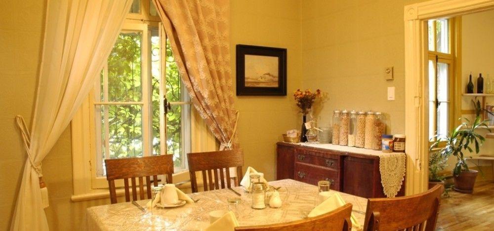 Jade Blue Bed & Breakfast Montreal