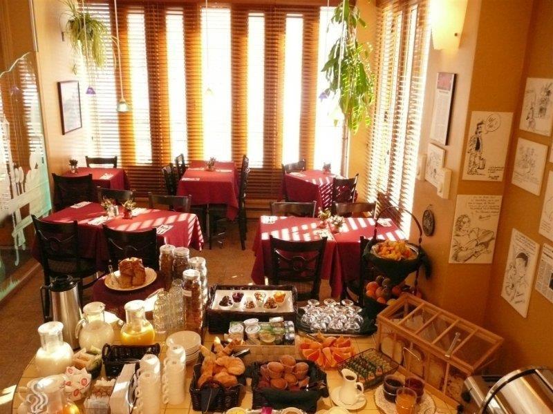 Inn De La Fontaine