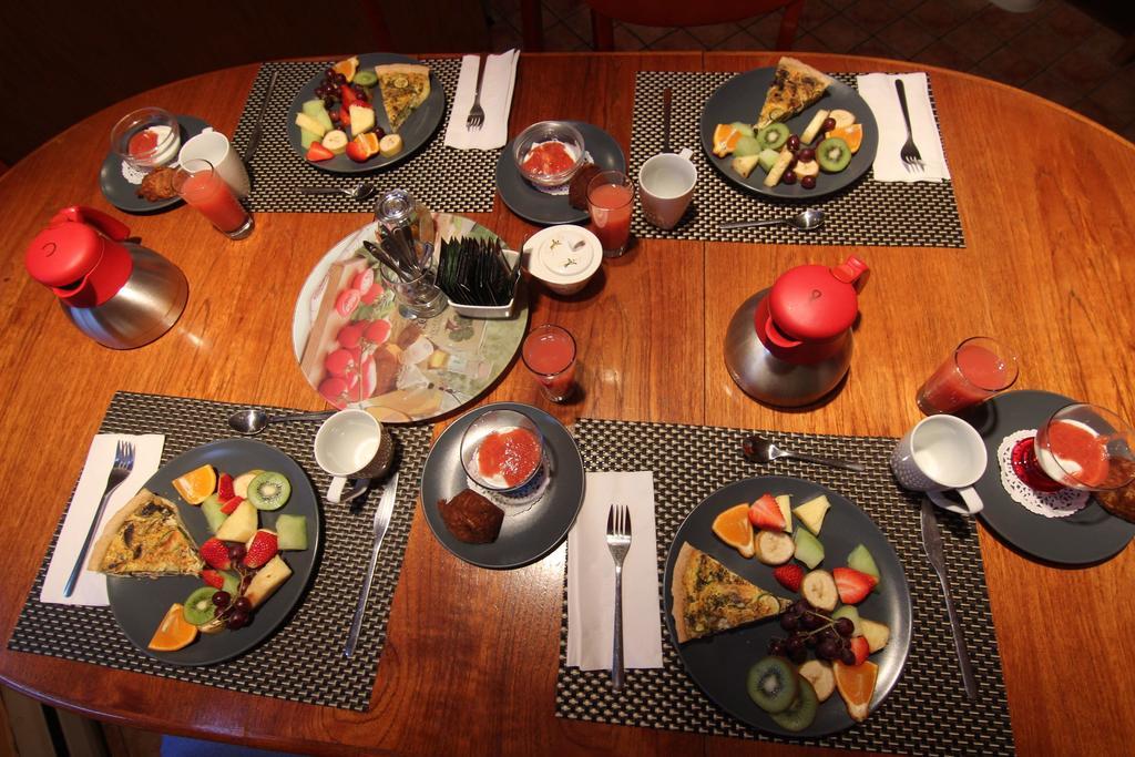 Bed & Breakfast Gite L'imprevu Montreal