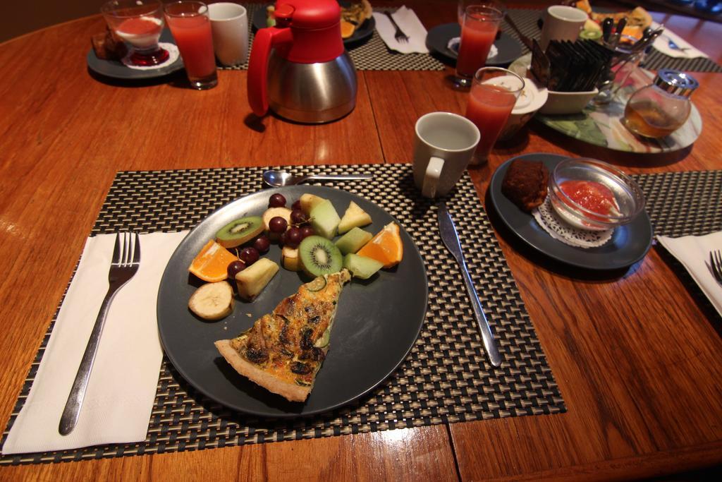 Bed & Breakfast Gite L'imprevu Montreal