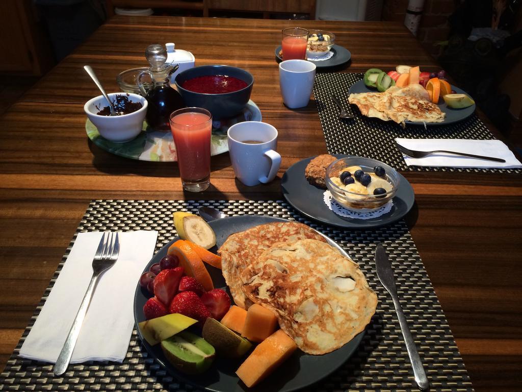 Bed & Breakfast Gite L'imprevu Montreal